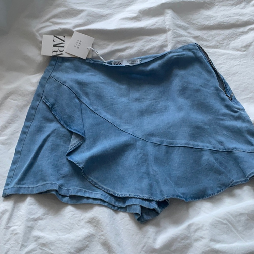 Zara Skirt New with tag